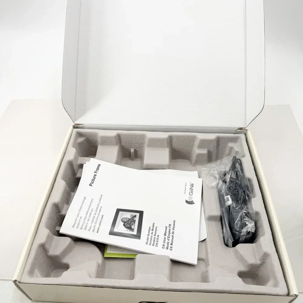 Artforme 8-Inch Digital Frame with Remote 128MB up to 1000 Photos